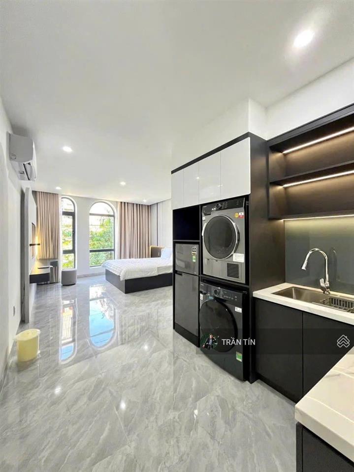 Tòa căn hộ đường chính hữu. vị trí kim cương ngay trung tâm tài chính quốc tế