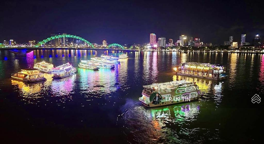 Lô đất mặt tiền đường phạm cự lượng, sát cầu rồng, cách biển 500m