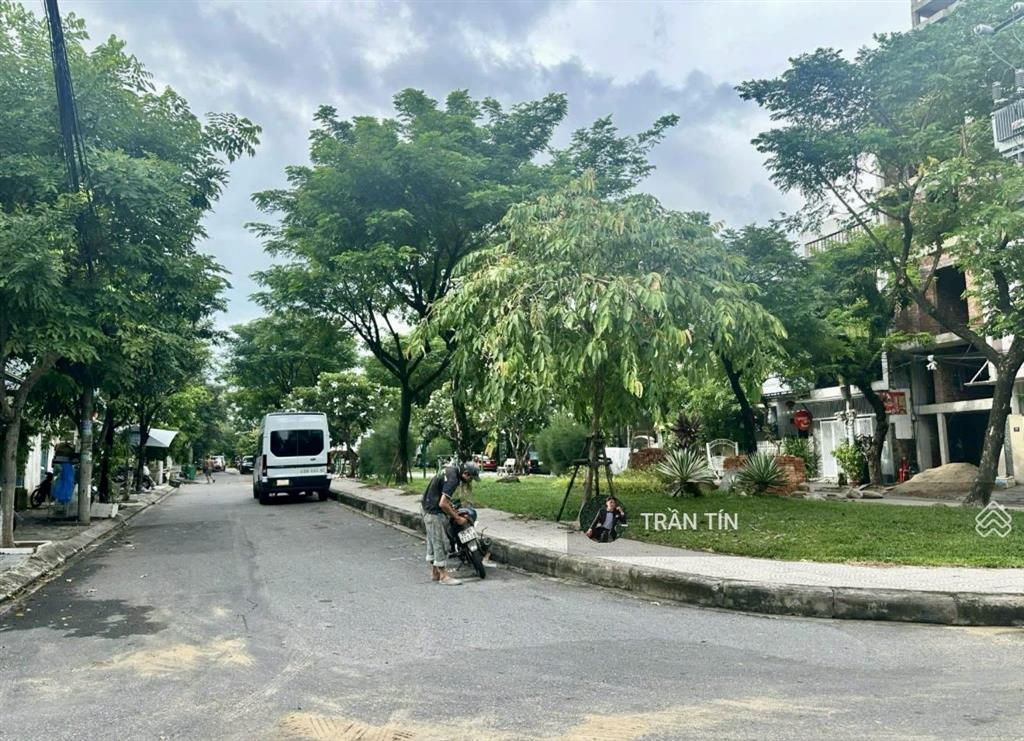 Lô đất mặt tiền đường an thượng 22, sát phố ẩm thực châu thị vĩnh tế