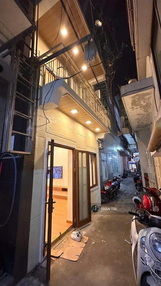 Căn nhà 2 tầng mặt tiền đường phạm phú thứ. diện tích 51m2. hướng đông. giá bán 6 tỷ 800