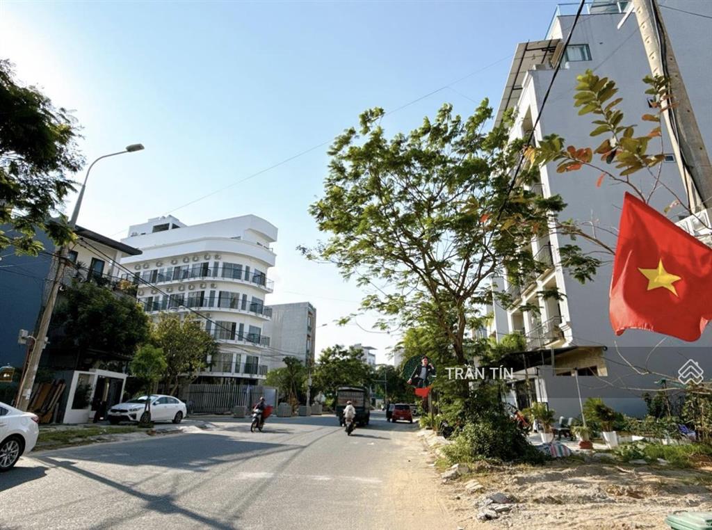 Lô đất mặt tiền đường đoàn khuê. khu đô thị nam việt á. giai đoạn 1. cách sông hàn 250m