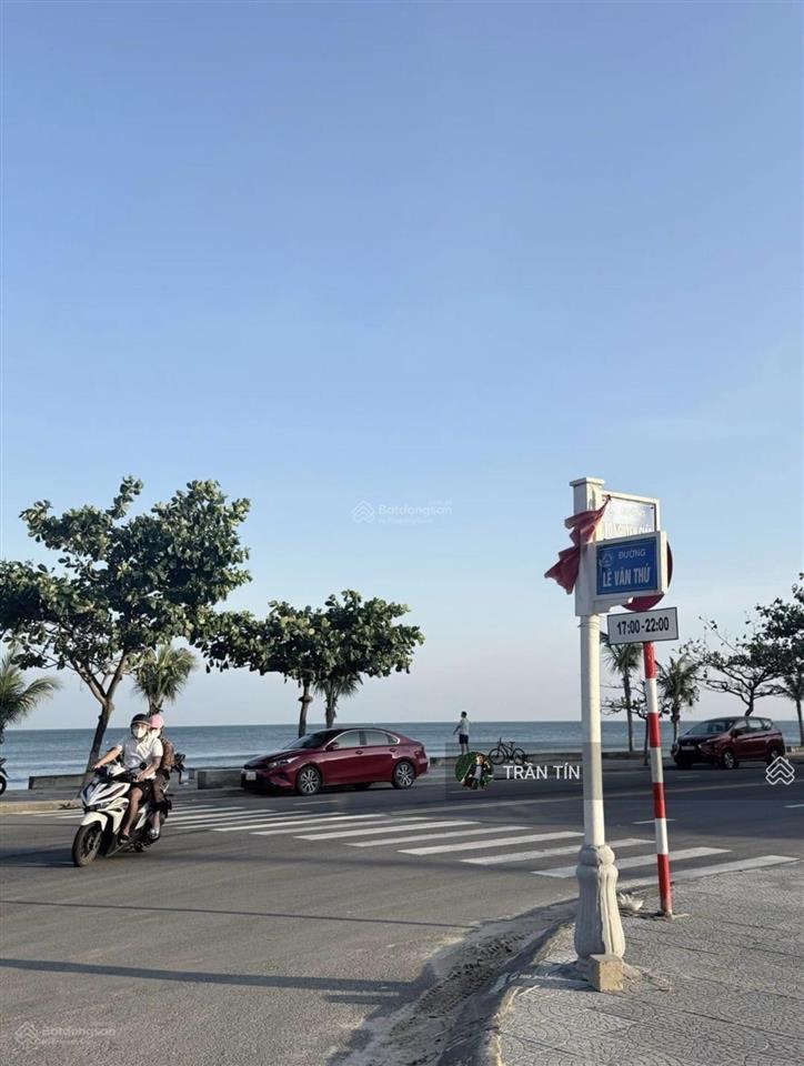 Lô đất mặt tiền đường lê văn thứ, sơn trà. diện tích 140m2. hướng bắc. đường 5m5. giá 18 tỷ