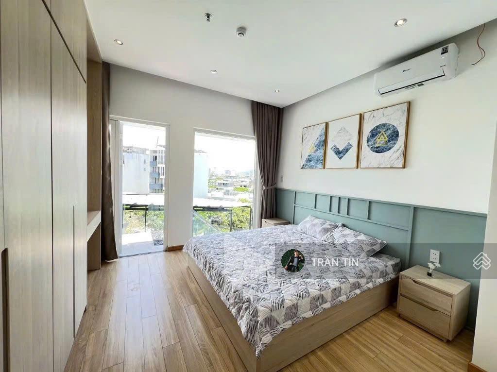 Căn hộ mornachy block a. diện tích 132m2. 3 phòng ngủ. view sông hàn. đặc biệt sân vườn rộng 58m2