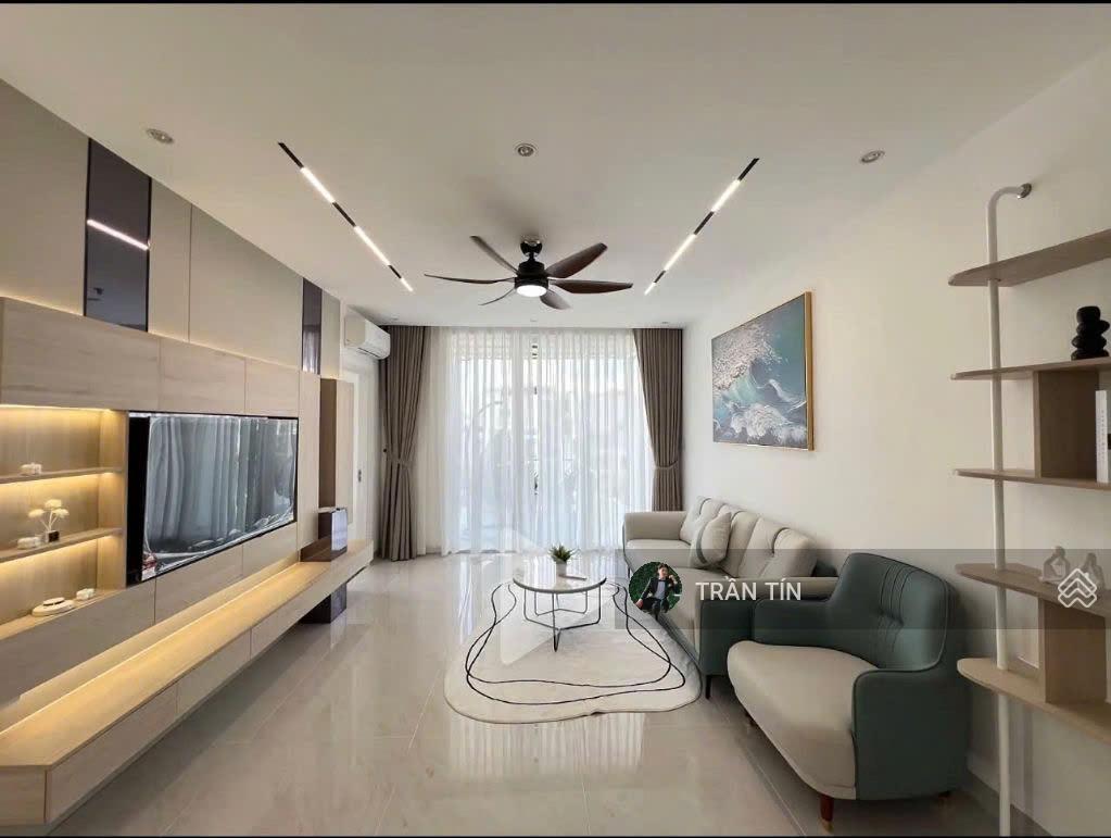 Căn hộ mornachy block a. diện tích 132m2. 3 phòng ngủ. view sông hàn. đặc biệt sân vườn rộng 58m2