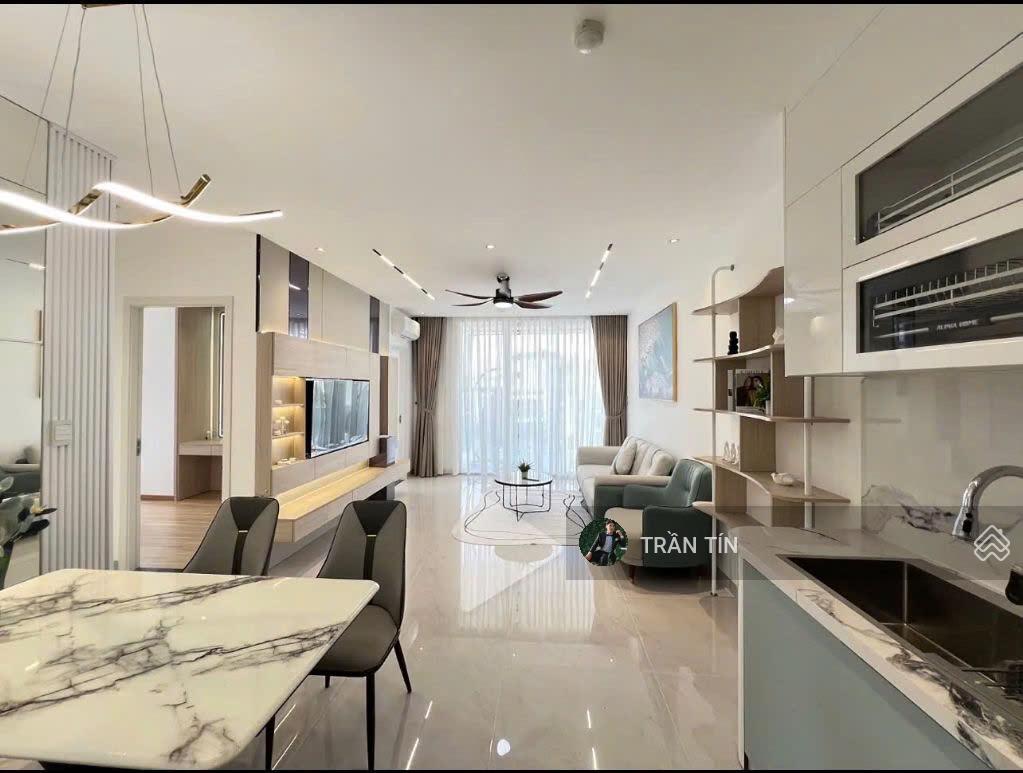 Căn hộ mornachy block a. diện tích 132m2. 3 phòng ngủ. view sông hàn. đặc biệt sân vườn rộng 58m2