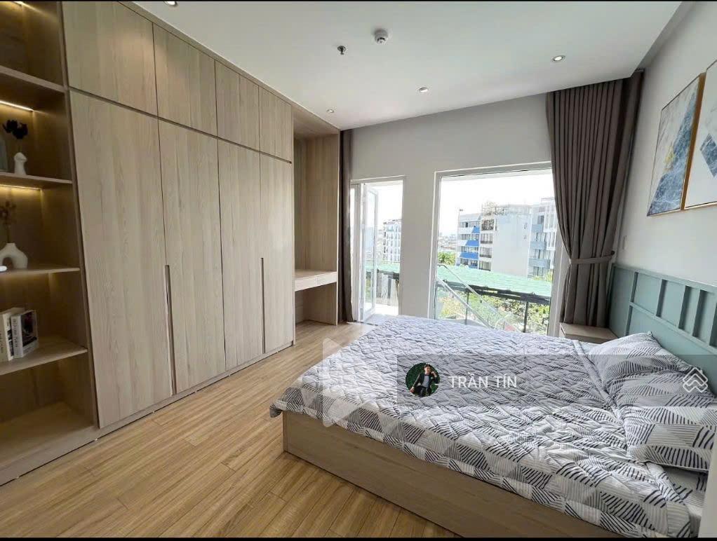 Căn hộ mornachy block a. diện tích 132m2. 3 phòng ngủ. view sông hàn. đặc biệt sân vườn rộng 58m2