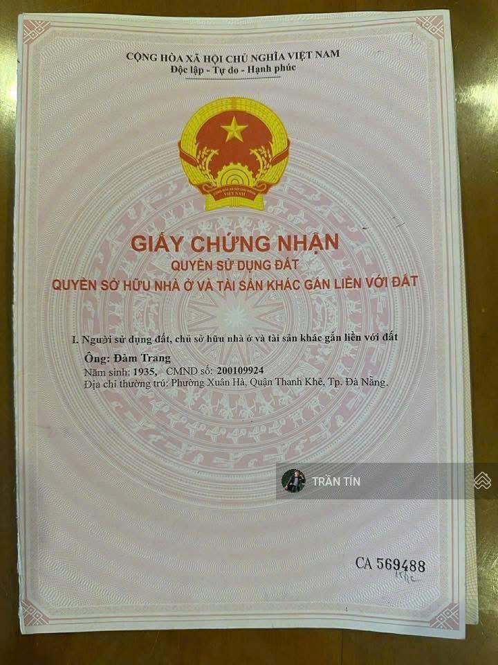 Lô đất mặt tiền đường nguyễn đức trung. diện tích 100m2. hướng đông nam. đường 10m5. giá 12 tỷ 200