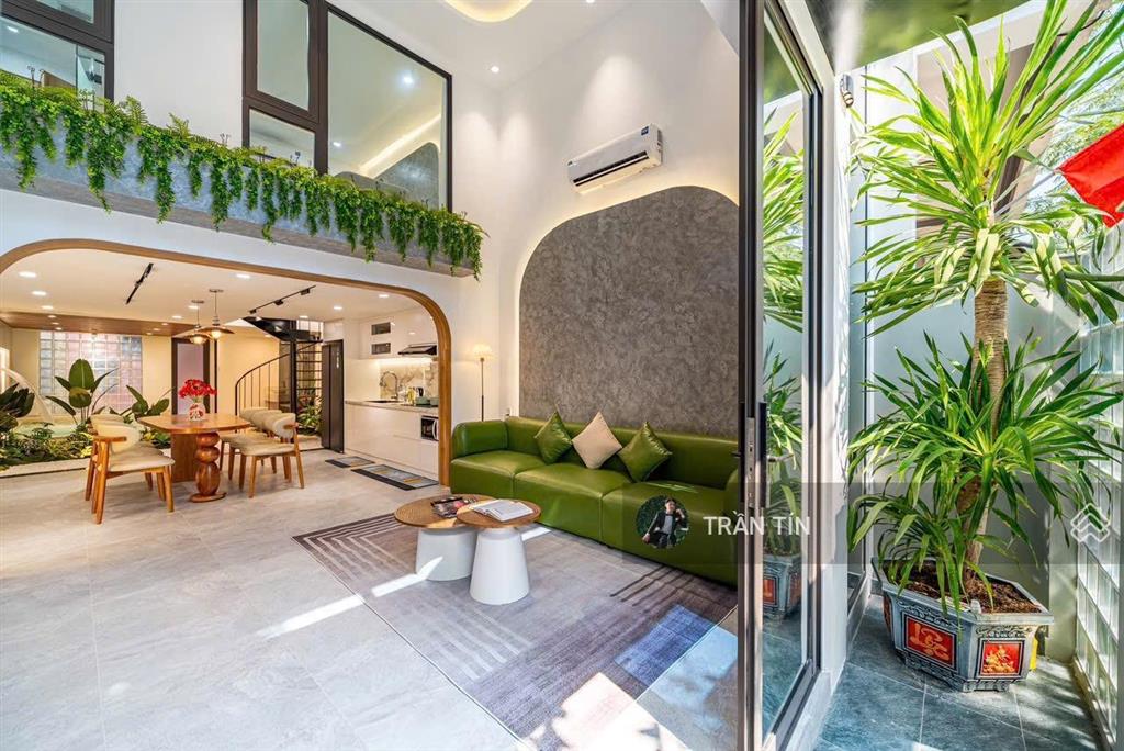 Căn villa mini đường tân thái 8 vừa mới xây dựng xong. cách biển mân thái 300m. có bồ bơi jacuzzi