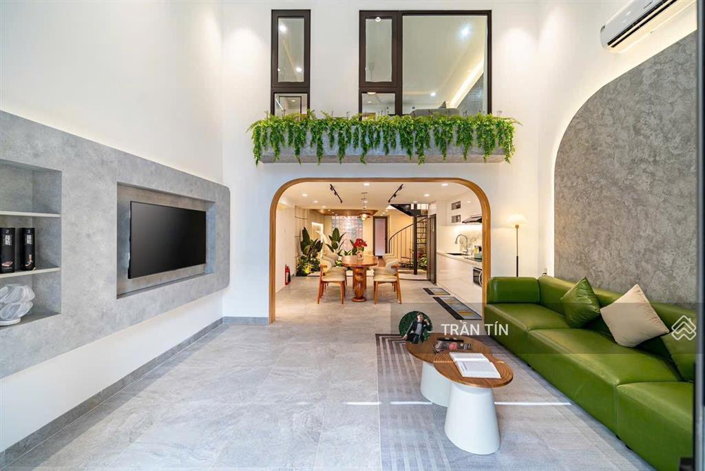 Căn villa mini đường tân thái 8 vừa mới xây dựng xong. cách biển mân thái 300m. có bồ bơi jacuzzi