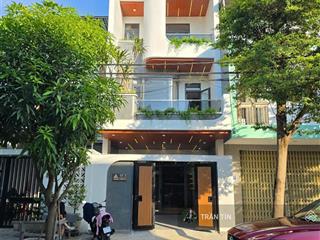 Căn nhà mặt tiền đường thanh lương 16. khu đô thị hoà xuân.