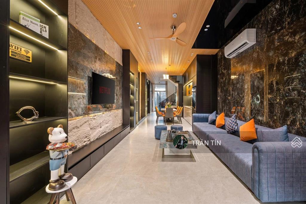 Căn villa phố phạm quang ảnh xây mới 100% vừa mới hoàn thiện. sát toà căn hộ hiyori garden tower