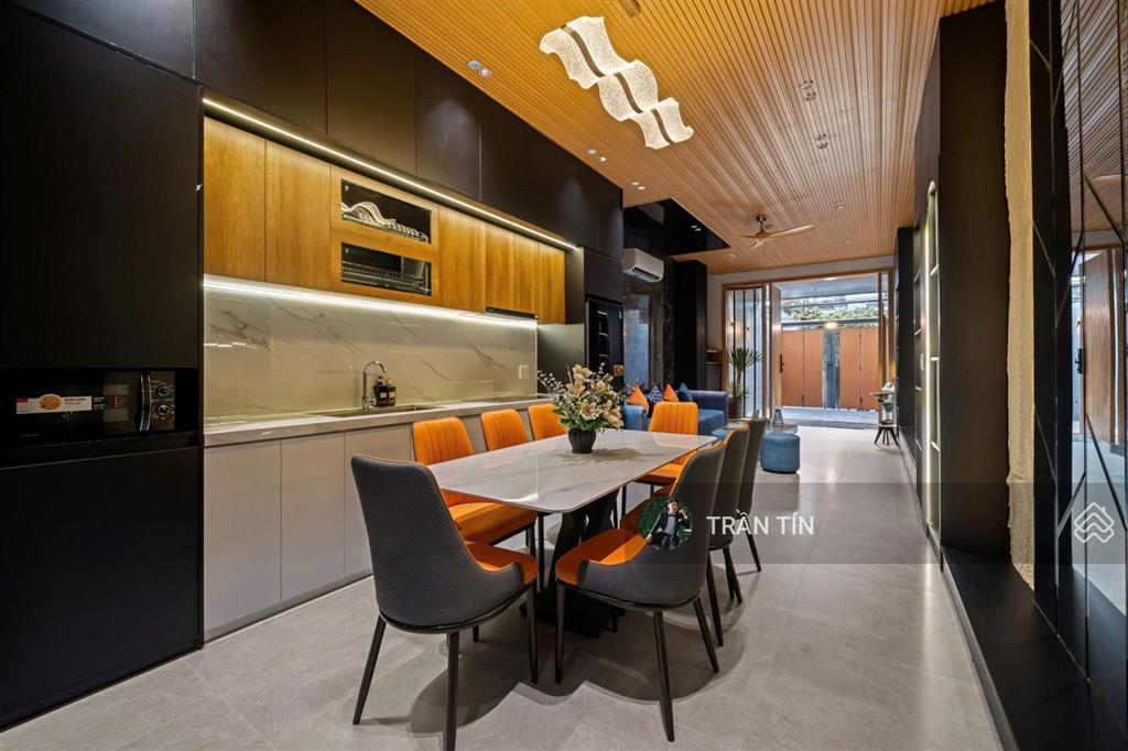 Căn villa phố phạm quang ảnh xây mới 100% vừa mới hoàn thiện. sát toà căn hộ hiyori garden tower
