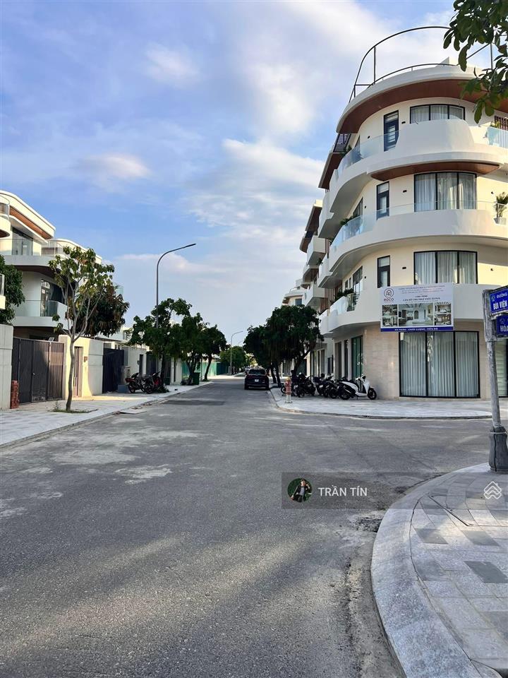 Căn liền kề khu đô thị elysia complex city đường hoá sơn 8. cách sông chỉ 50m