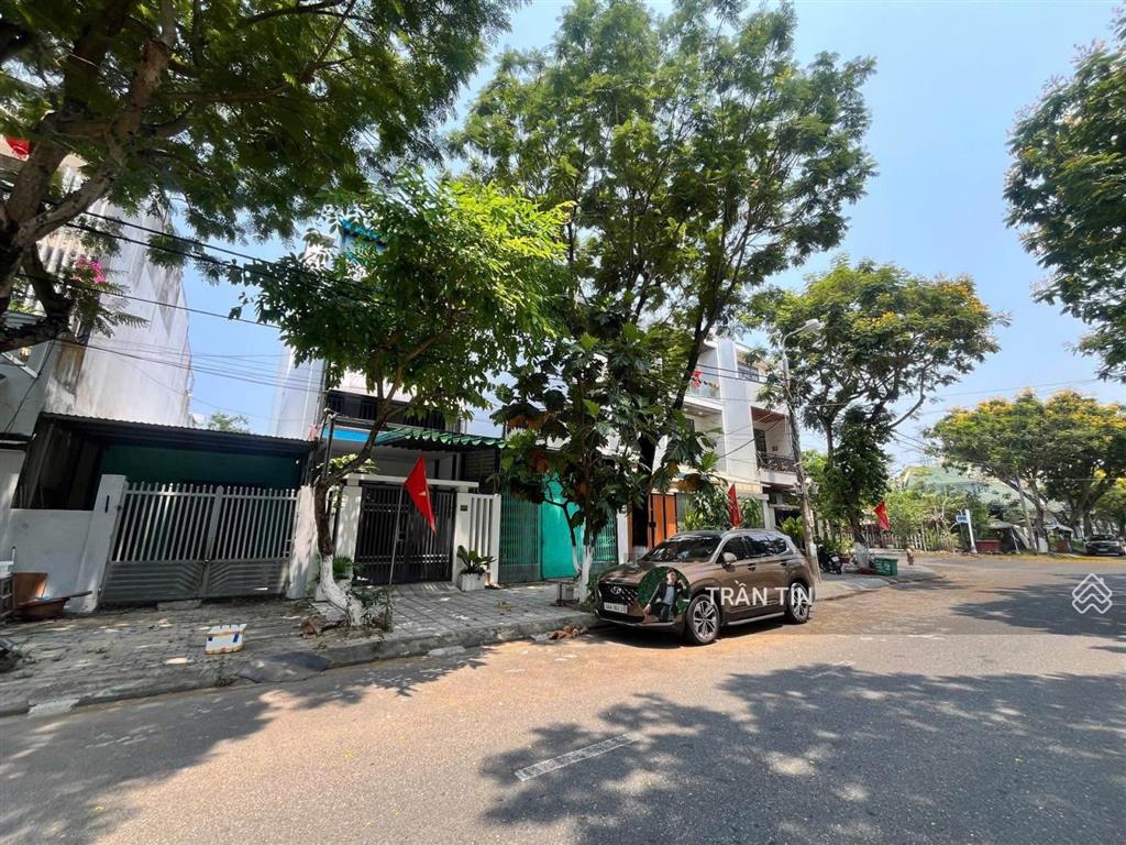 Lô đất mặt tiền đường an dương vương. đối diện khán đài pháo hoa & đà nẵng downtown