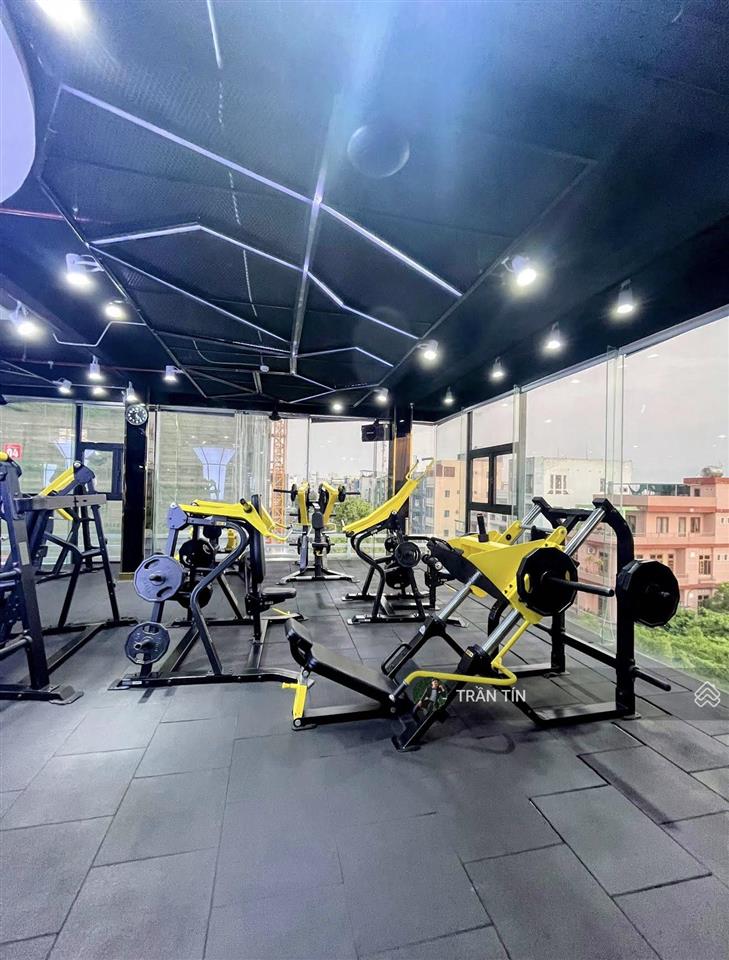 Toà nhà góc 3 mặt tiền đường hải phòng. vị trí đắc địa đối diện trung tâm thương mại aeon mall