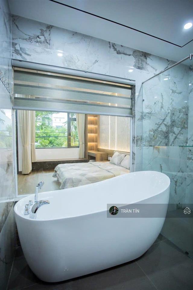 Căn nhà riêng tại phố thanh lương 16 trung tâm khu đô thị hoà xuân