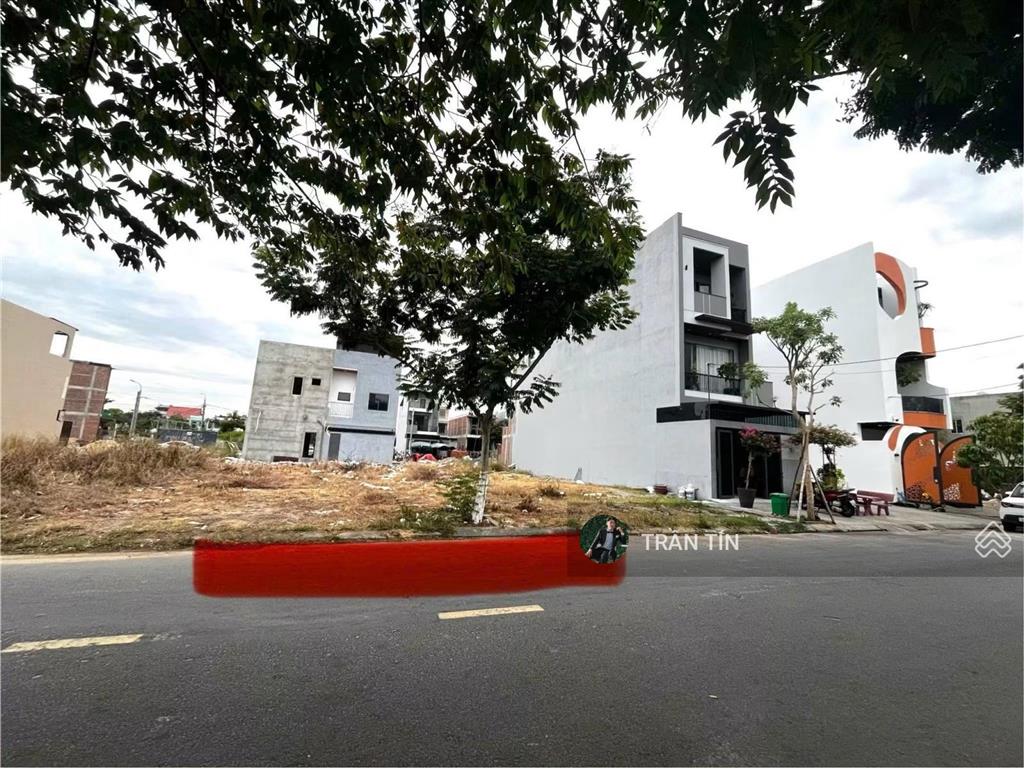 Cặp đất trục chính đất biển đường hoàng bình chính. cách bãi tắm non nước chưa tới 200m