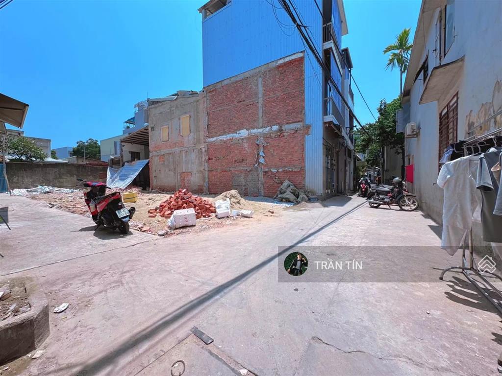 Lô đất phố lê hữu trác. cách biển mỹ khê chỉ 300m.