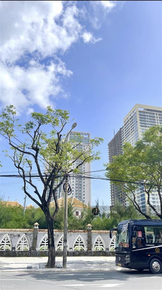 Lô đất góc 2 mặt tiền đường hồ nghinh & phước trường 10. cách bãi tắm phạm văn đồng 200m