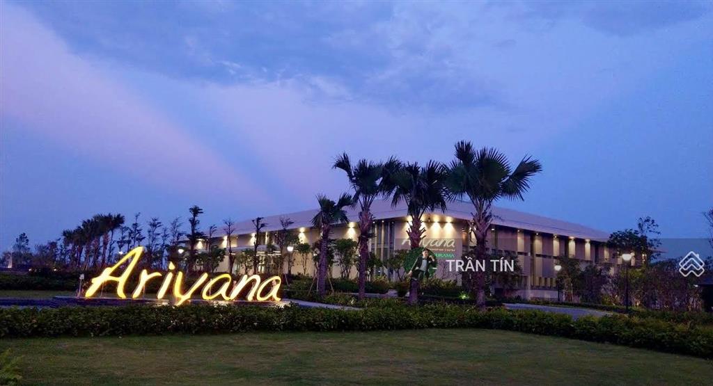 Cặp đất mặt tiền đường võ nguyên giáp. đối diện ariyana convention centre danang