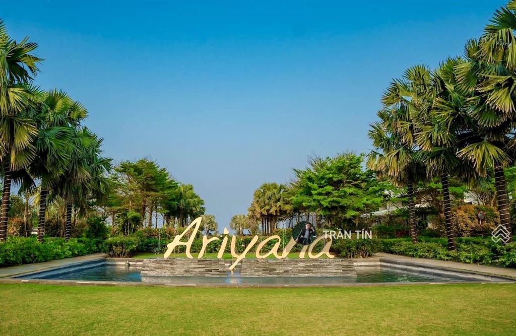 Cặp đất mặt tiền đường võ nguyên giáp. đối diện ariyana convention centre danang