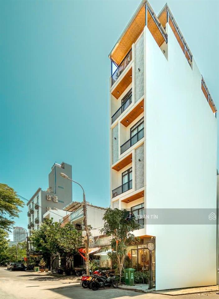 Tòa căn hộ mặt tiền đường phước trường 17. sát 2 tòa tháp đôi 25 tầng của sungroup. cách biển 400m