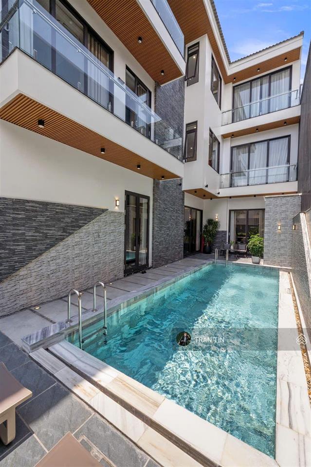 Căn villa khu đô thị nam việt á. toạ lạc tại đường lê hữu khánh