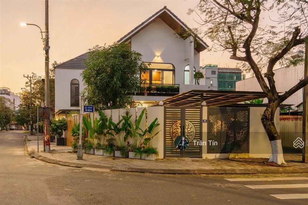 Biệt thự góc 2 mặt tiền đường nguyễn đình chiểu  đa mặn 6, ngũ hành sơn