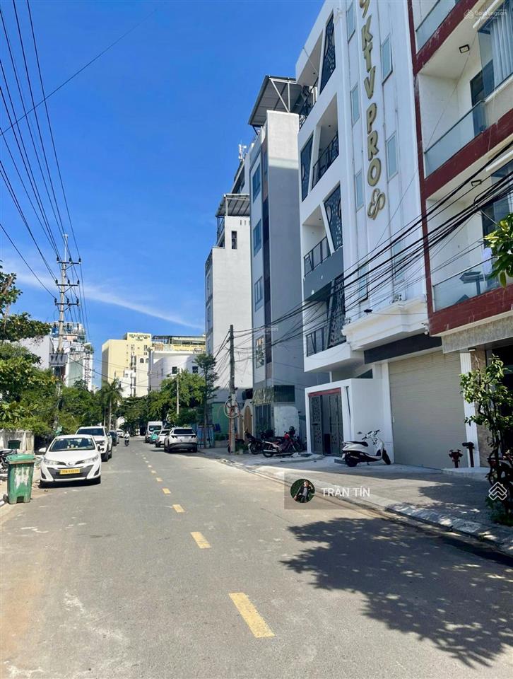 Lô đất mặt tiền đường lý thánh tông. vị trí song song phạm văn đồng. cách biển 500m