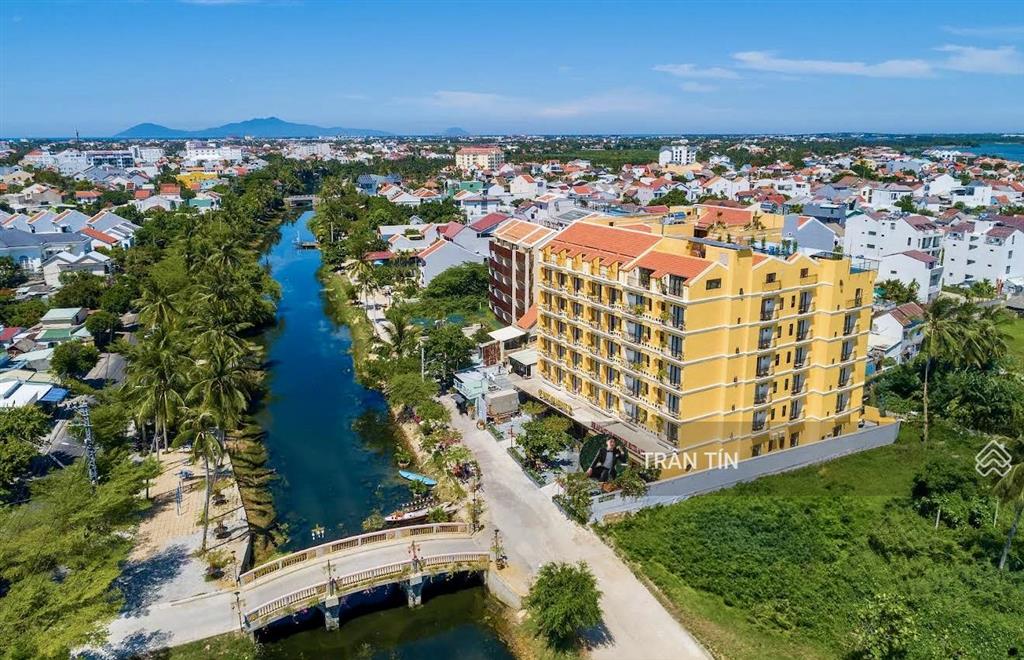 Lô đất đường trần nhân tông. diện tích 455m2. mặt tiền ngang 20m. view sông