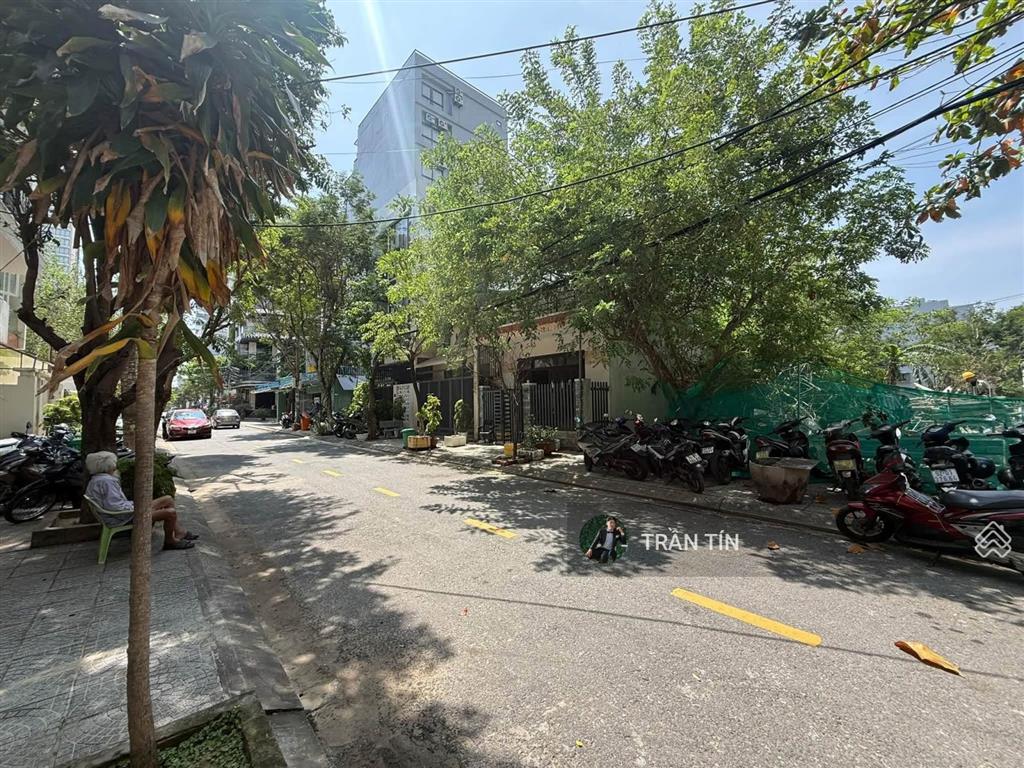 Cặp đất mặt tiền đường trần đức thông. sát 2 tòa tháp đôi cao 25 tầng của sun group
