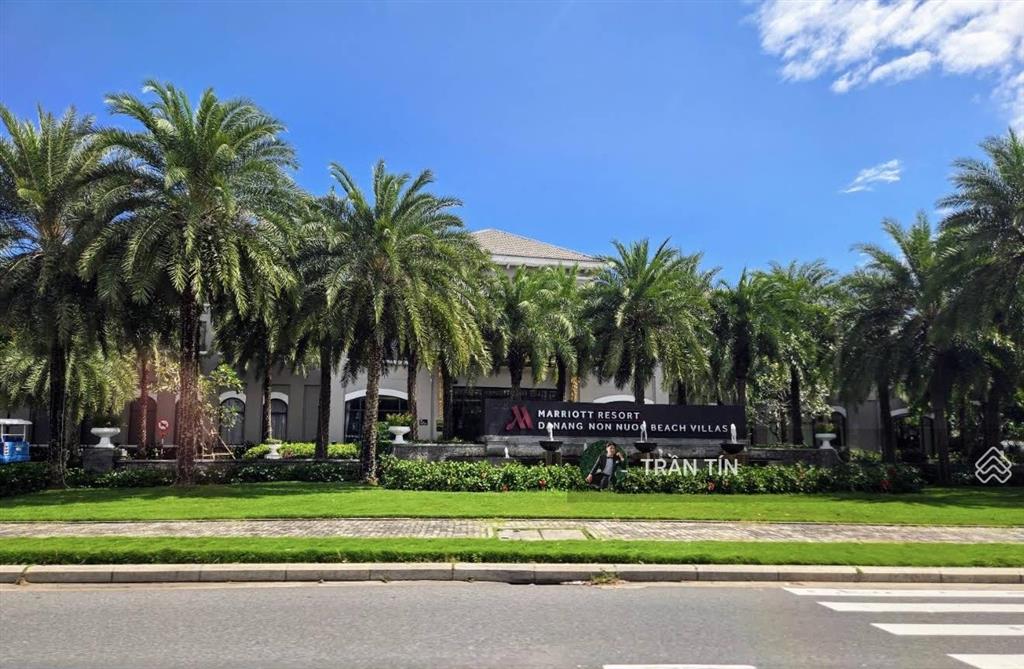 Lô đất mặt tiền đường trường sa. vị trí đối diện marriott resort