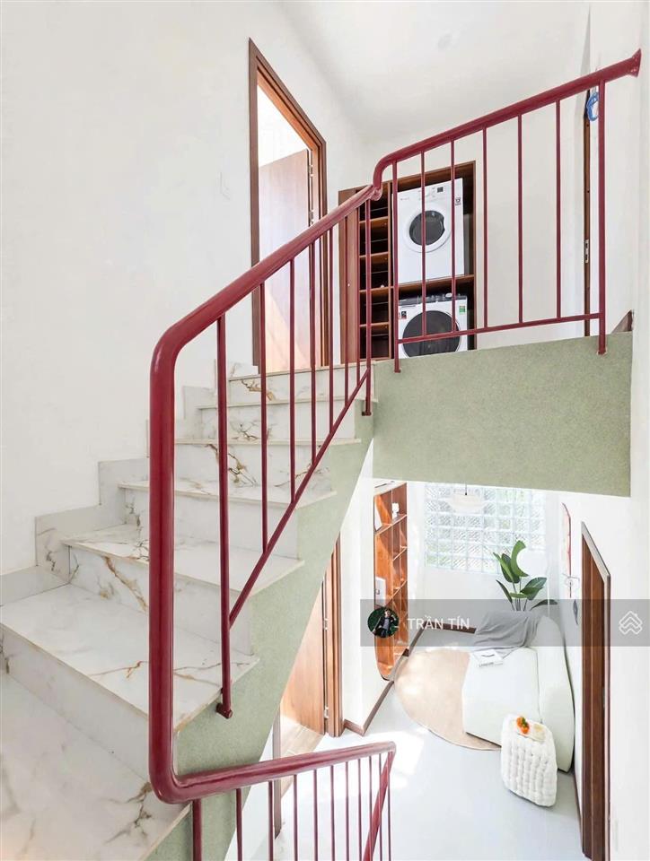 Căn villa mini 4 tầng trung tâm phố đà nẵng, có hồ bơi phong cách hiện đại