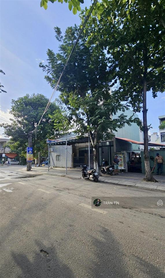 Lô đất góc 3 mặt thoáng đường phó đức chính. trung tâm sơn trà. cách biển 500m