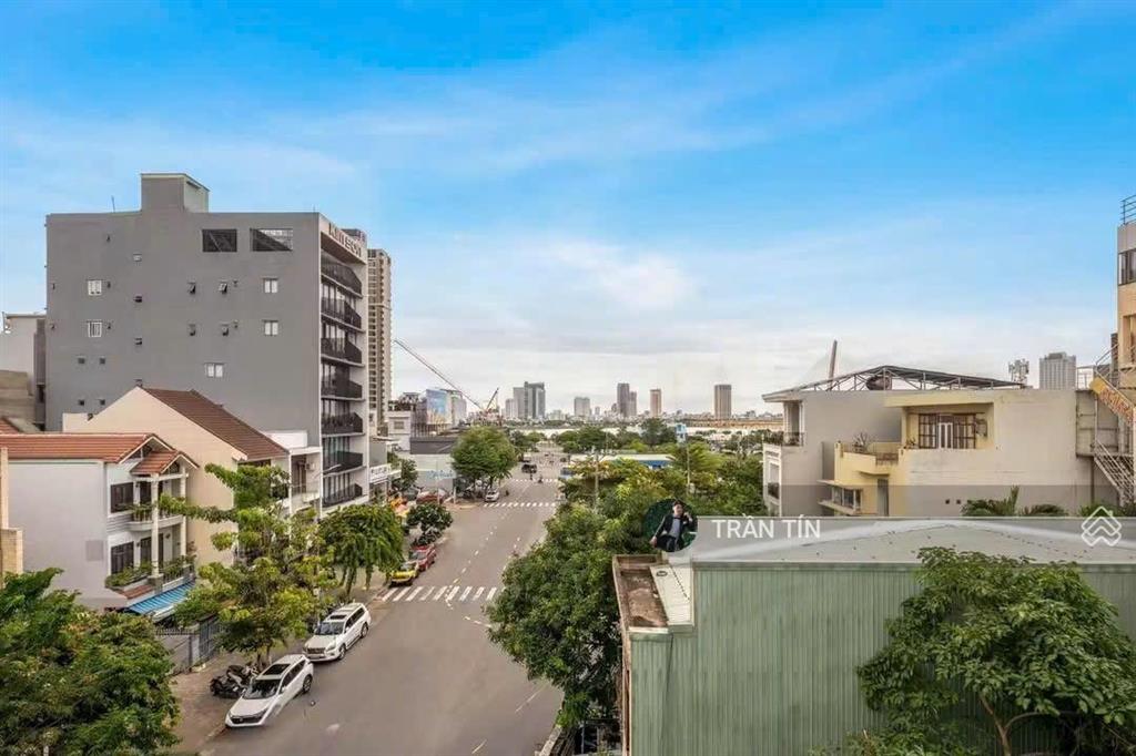 Căn nhà 4 tầng mặt tiền đường phan thành tài. sát phố đi bộ bạch đằng