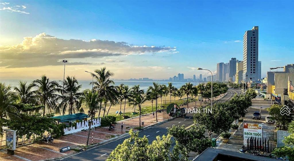 Cặp đất mặt tiền đường biển hoàng sa. view trực diện biển