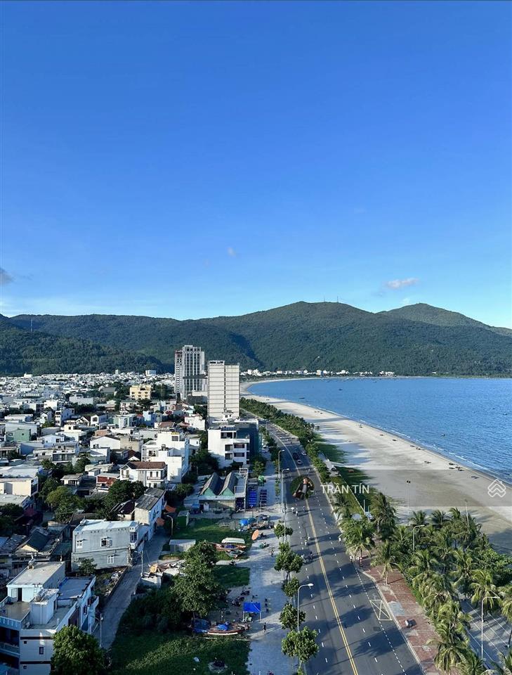 Cặp đất mặt tiền đường biển hoàng sa. view trực diện biển