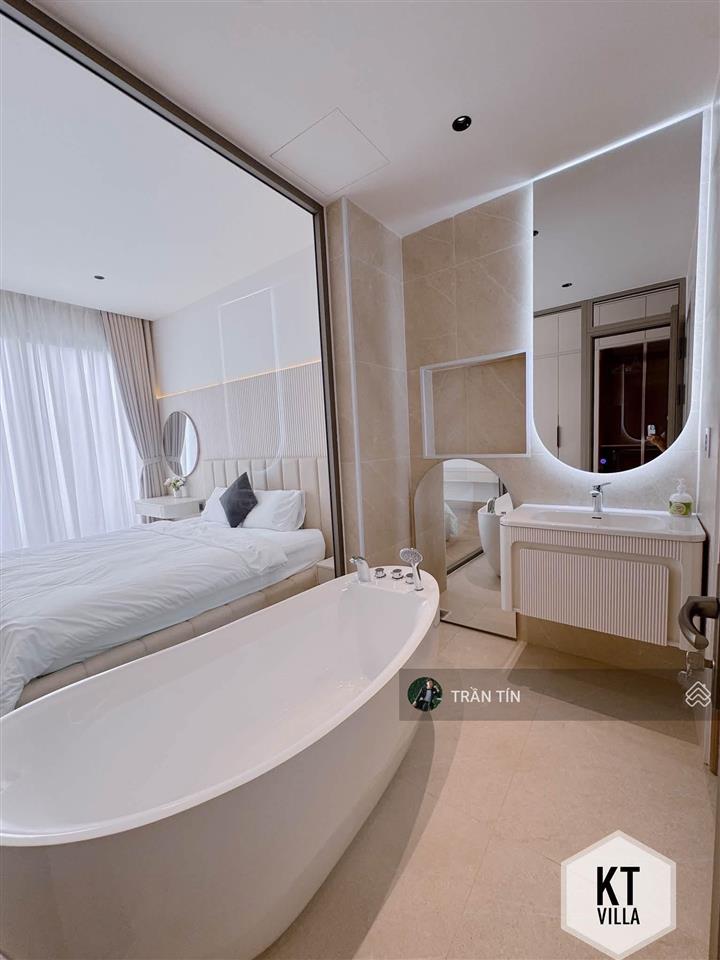Villa mini đường đặng vũ hỷ. ngay trung tâm tài chính quốc tế. cách biển mỹ khê 400m