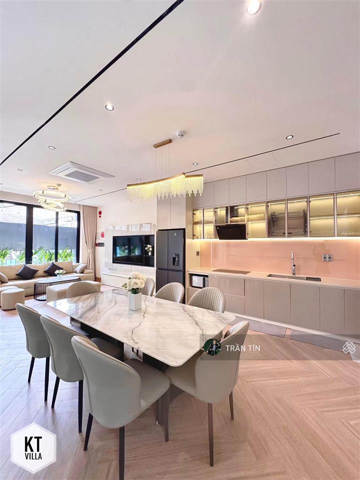 Villa mini đường đặng vũ hỷ. ngay trung tâm tài chính quốc tế. cách biển mỹ khê 400m