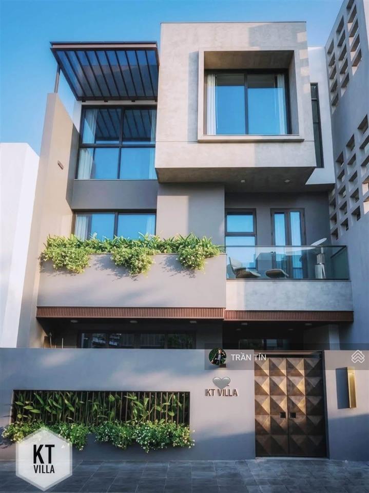 Villa mini đường đặng vũ hỷ. ngay trung tâm tài chính quốc tế. cách biển mỹ khê 400m
