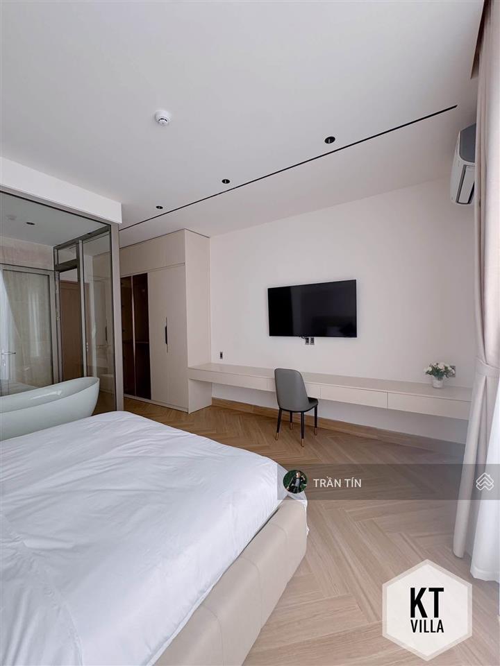 Villa mini đường đặng vũ hỷ. ngay trung tâm tài chính quốc tế. cách biển mỹ khê 400m