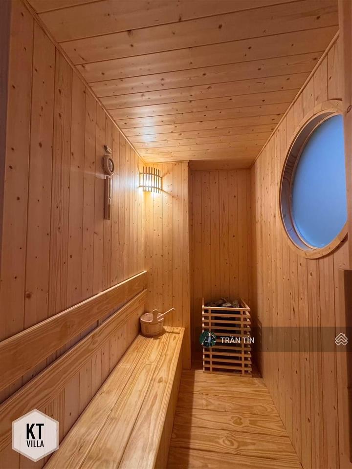 Villa mini đường đặng vũ hỷ. ngay trung tâm tài chính quốc tế. cách biển mỹ khê 400m