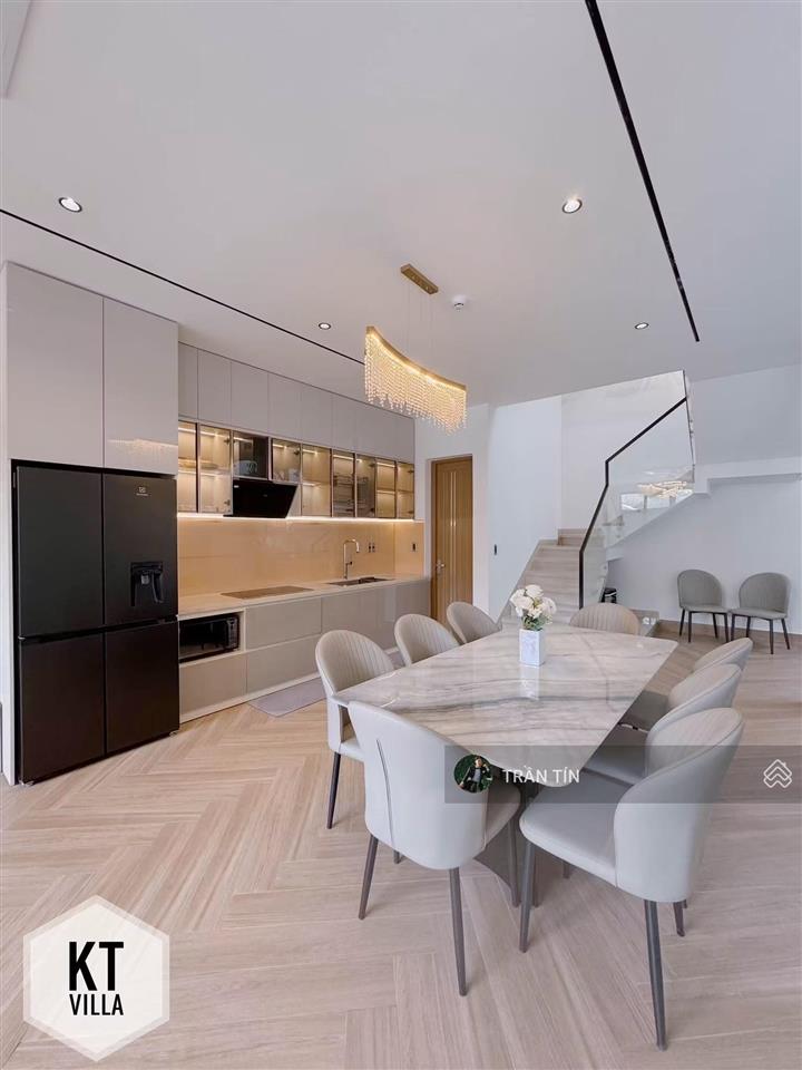 Villa mini đường đặng vũ hỷ. ngay trung tâm tài chính quốc tế. cách biển mỹ khê 400m