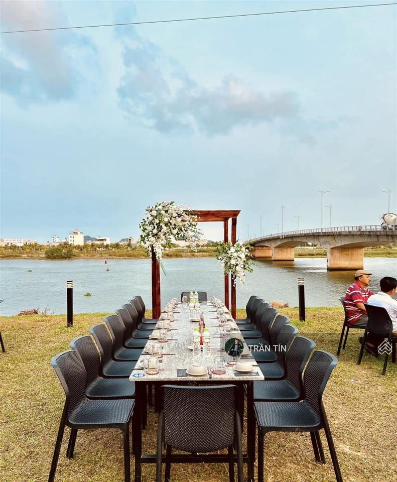 Lô đất 3 mặt tiền đường nguyễn đình thi. view trực diện mặt sông.