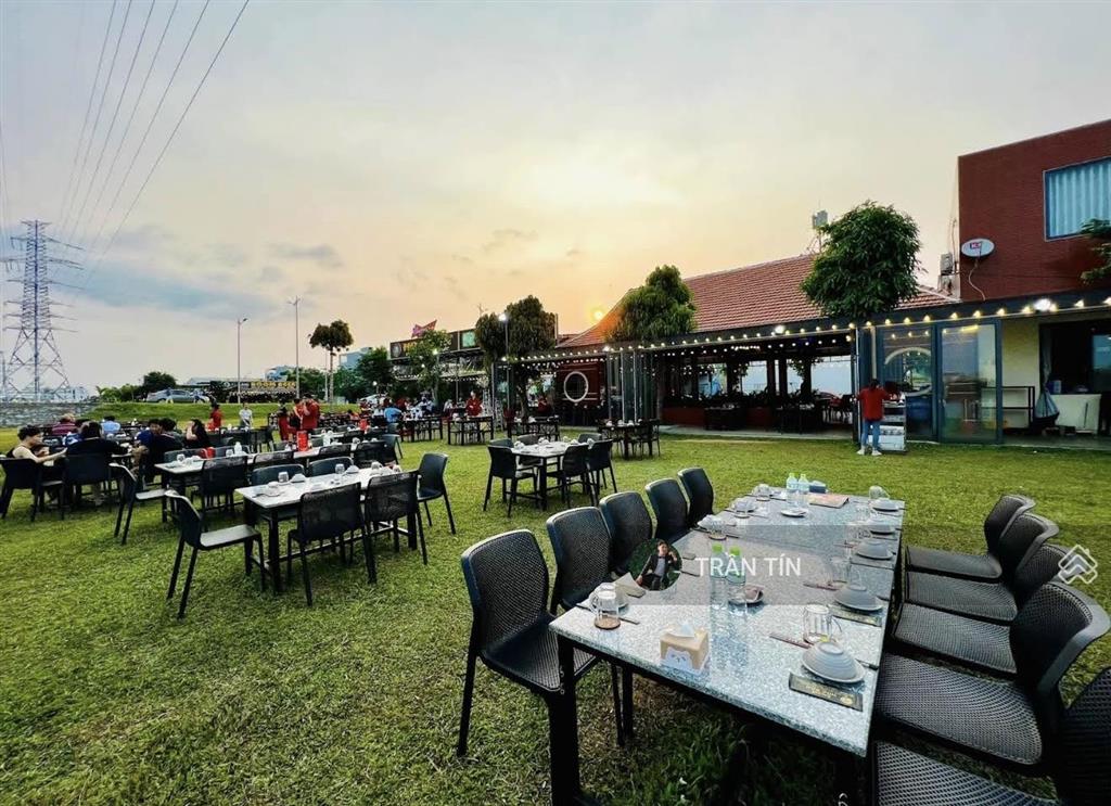 Lô đất 3 mặt tiền đường nguyễn đình thi. view trực diện mặt sông.
