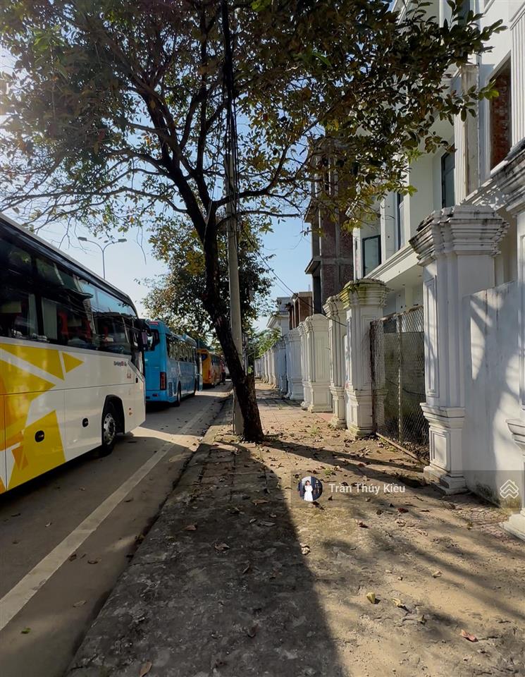 Chính chủ bán nhà liền kề 78,5m2 sẵn sổ đỏ thuộc dự án hoà lạc premier residence  da thiên mã