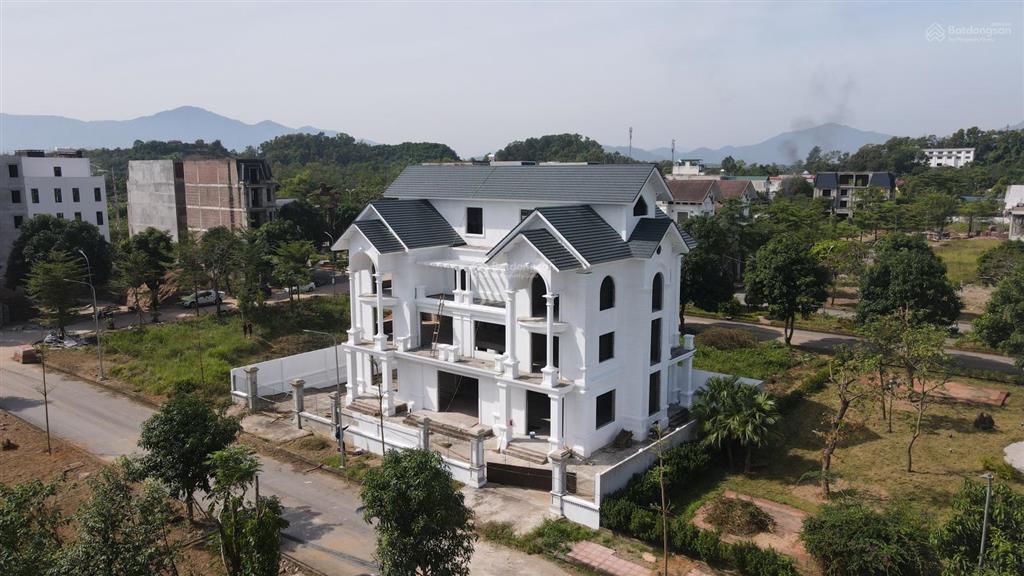 Giá cực sốcchính chủ gb căn biệt thự 280m2 sẵn sổ trung tâm dự án hòa lạc premier dự án thiên mã