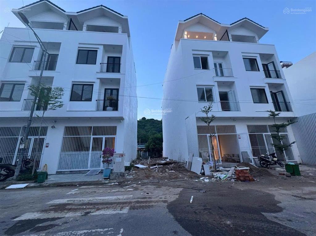 Bán nhà ở liền kề khu acc quân đội ngô văn sở
