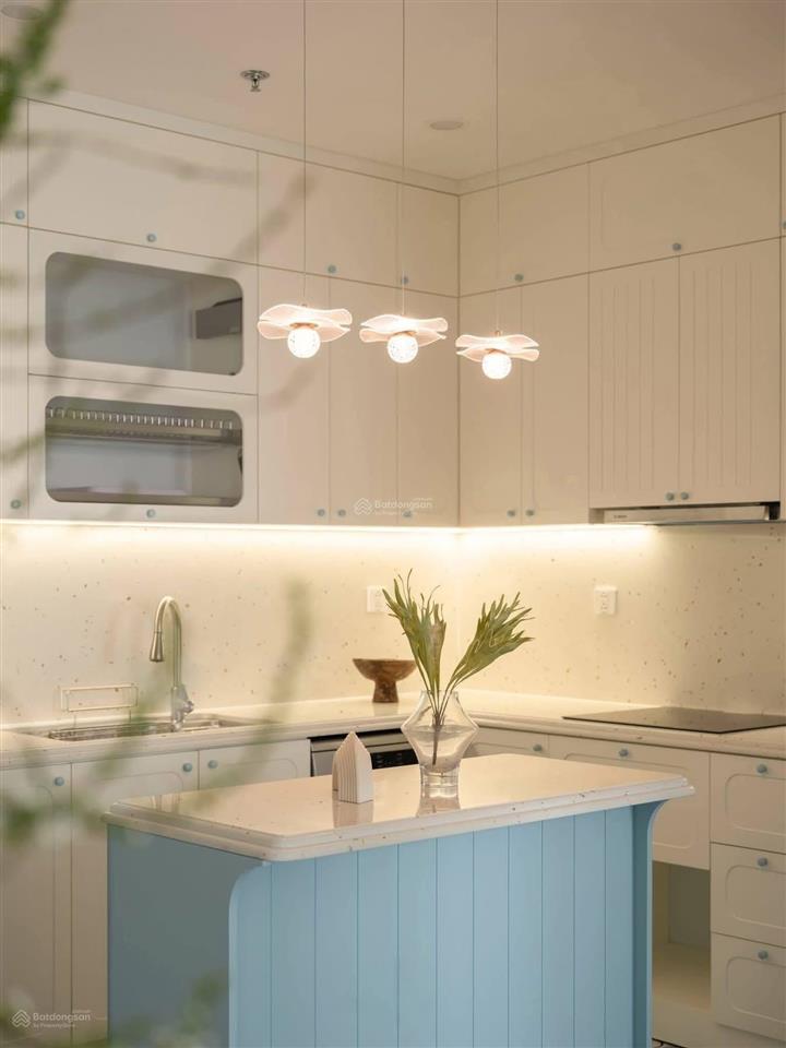 Bán gấp 3pn 2wc, 100m2. giá 7.7tỷ tại lexington q2