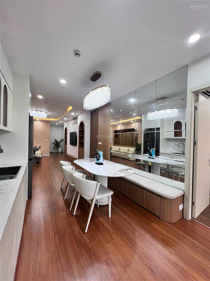 Chính chủ chuyển công tác cần bán căn hộ 107m2 thông thủy 3 ngủ 2 vệ sinh hpc landmark, sđcc 7,x tỷ